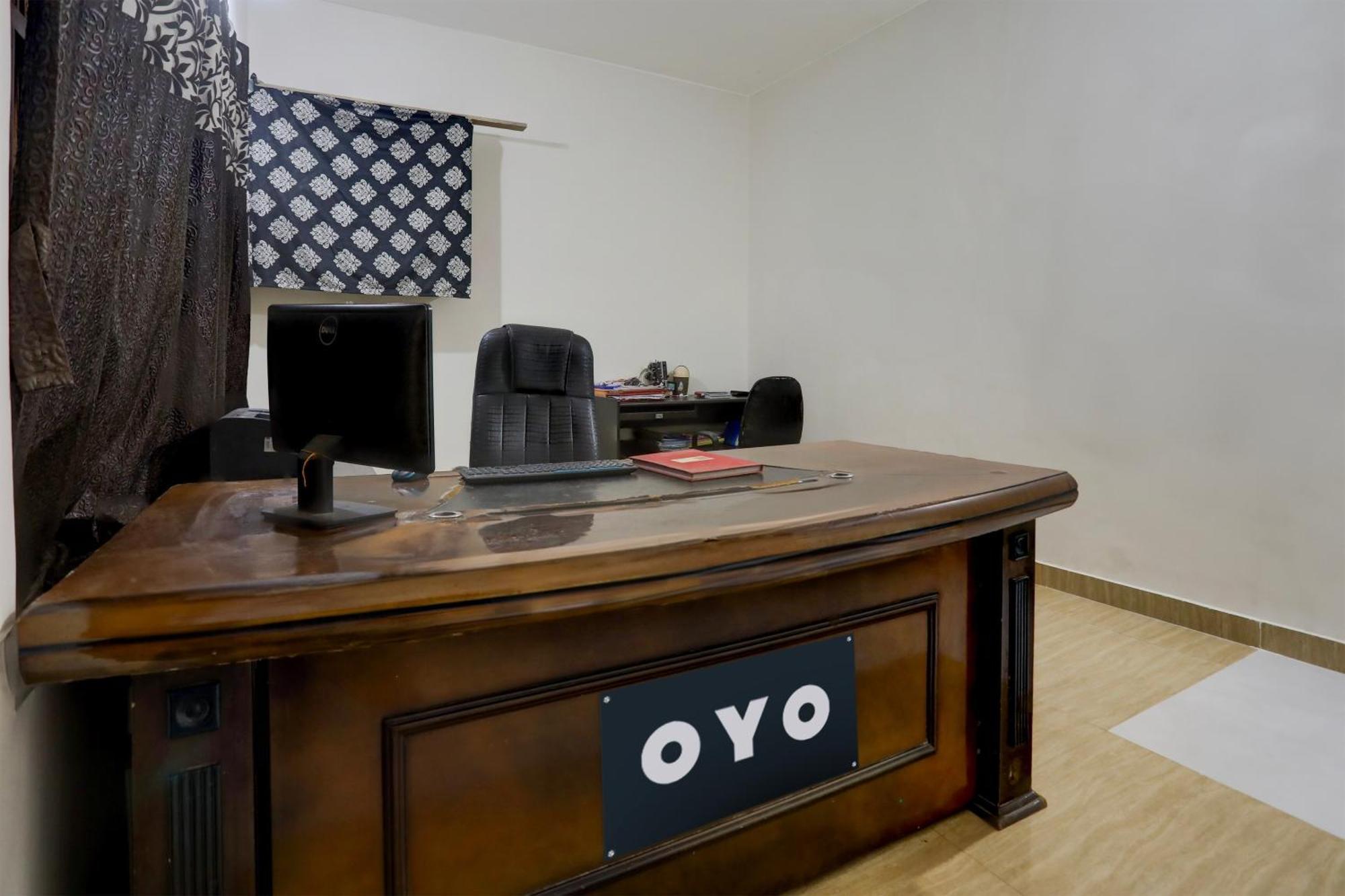 Hotel O Currency Inn Rāipur エクステリア 写真